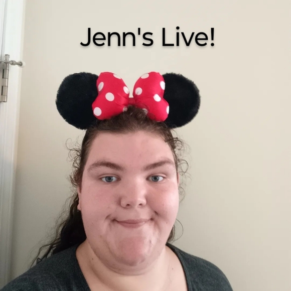 Meet your Posher, Jenn - Picture 3 of 8